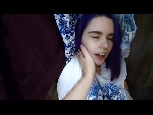 ❤️ Terjumpa adik saya di dalam almari dan membantunya merangkap Lucah cantik pada ms.91sexy.top ❌️❤